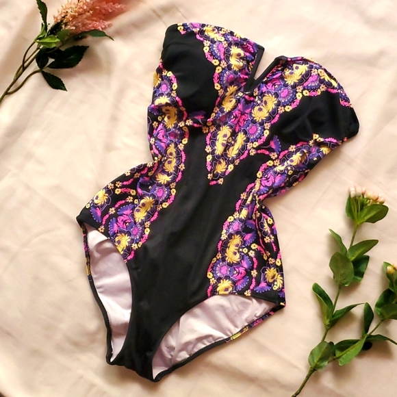 Victoria S Secret Swim Victoria Secret Onepiece Swim Open Back Szm 869 Poshmark